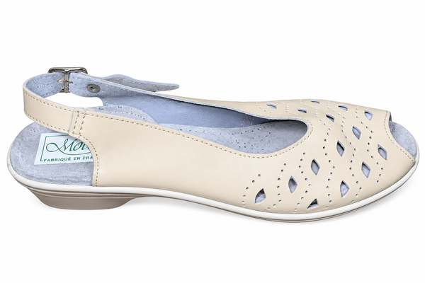 Chaussures sandales Femme compensées Modelle blanches et beiges