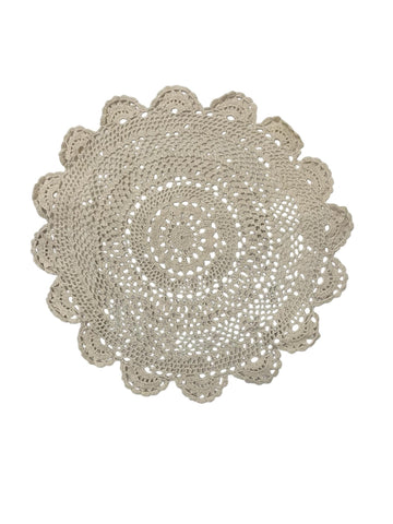 Napperon rond brodé – Blanc écru 32 cm