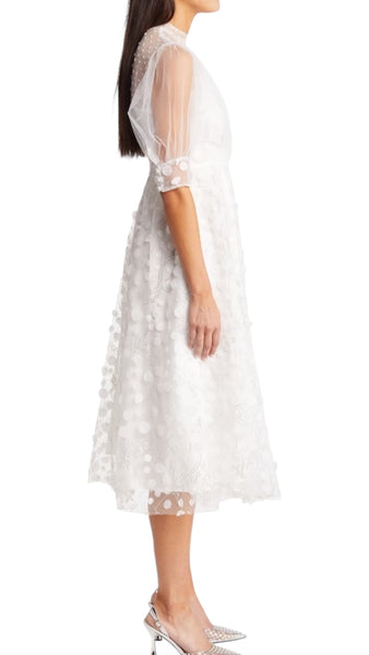 Robe midi Amylynn blanc dos nu à sequins
