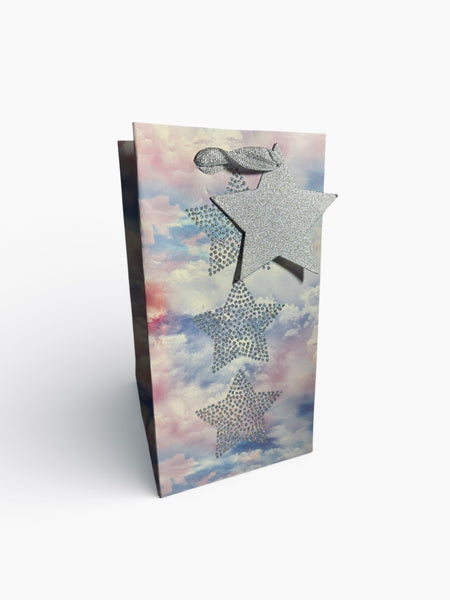 Sac cadeau anniversaire Mikirei motifs étoiles nuages 12,5 x 24 x 10 cm