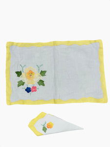 Set de table + serviette assortie – Jaune vintage motif fleur brodé