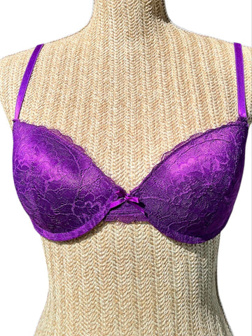 Soutien-gorge Manoukian  dentelle à coque et armature violet